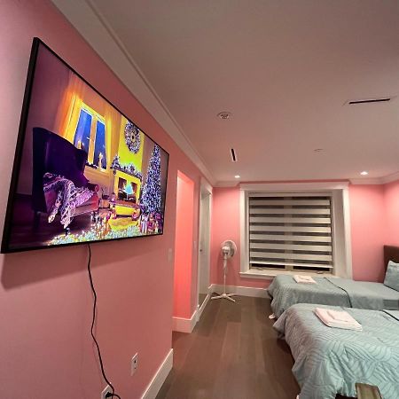 Milano Luxury Suites แวนคูเวอร์ ภายนอก รูปภาพ